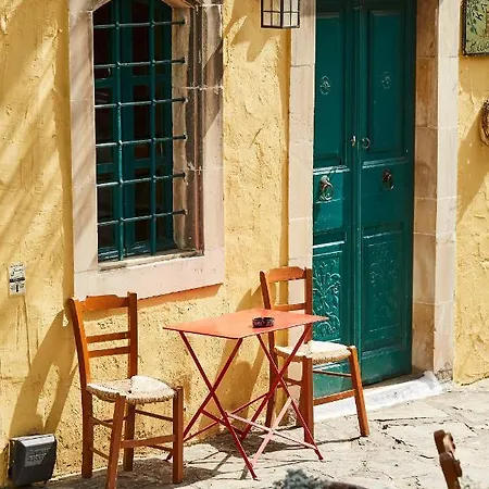 Hotel Arolithos Traditional Village 4*
