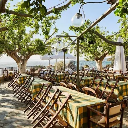 Hotel Arolithos Traditional Village 4*