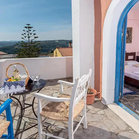 Arolithos Traditional Village 4* Tilisos