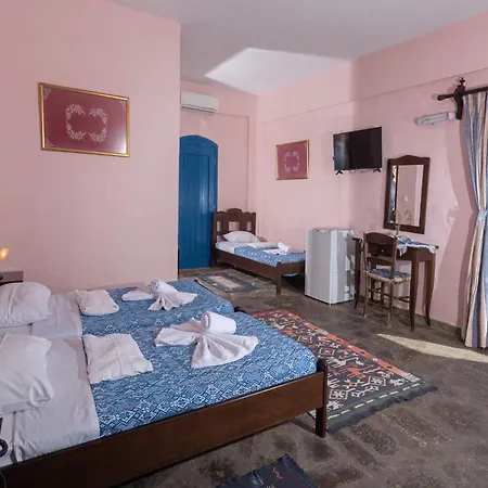 Arolithos Traditional Village Hotel 4*