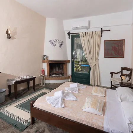 Arolithos Traditional Village Hotel