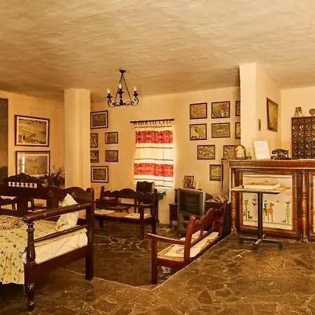 Hotel Arolithos Traditional Village